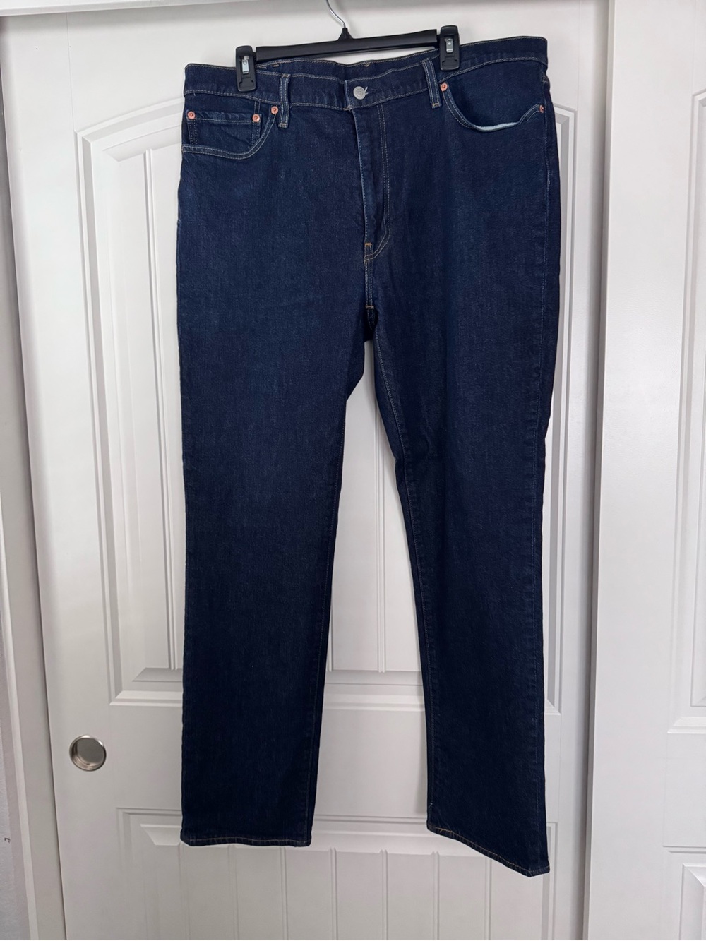 Levi's Classic Straight Dark Blue Denim Jeans